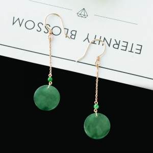 18K糯冰种飘翠翡翠耳坠