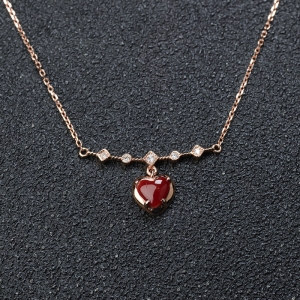 18K阿卡牛血红珊瑚心形项链