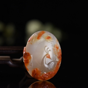 冰飘南红灵雀吊坠