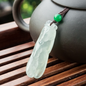 冰种晴水翡翠佛手吊坠