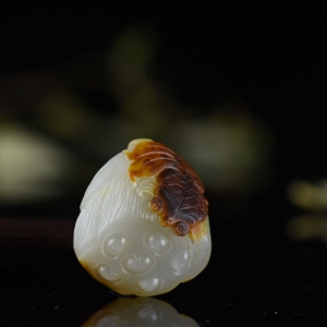 籽料和田白玉年年有余吊坠