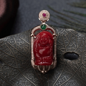 18K阿卡牛血红珊瑚弥勒佛吊坠