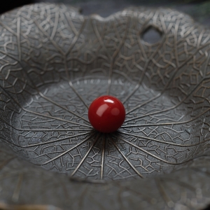 8.5mm阿卡牛血红珊瑚圆珠