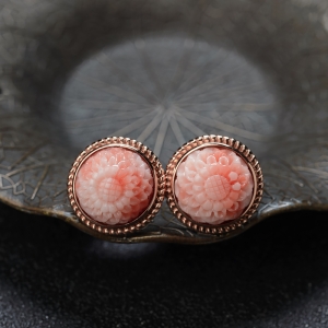 18K深水珊瑚雕花耳钉