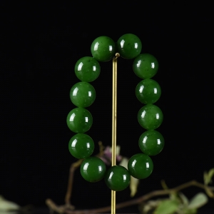 17mm山料和田碧玉单圈手串