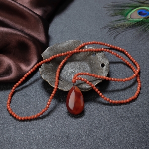 玫瑰红南红水滴吊坠