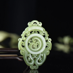 山料和田黄玉龙凤佩吊坠