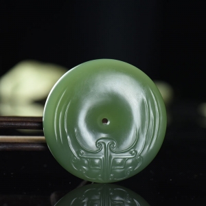 山料和田碧玉守护平安扣吊坠