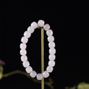 山料和田玉藕粉色老形珠单圈手串