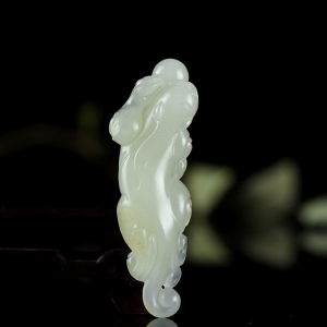 籽料和田白玉貔貅吊坠