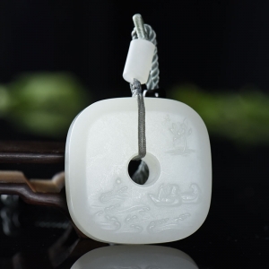 山料和田白玉荷塘清色平安扣吊坠