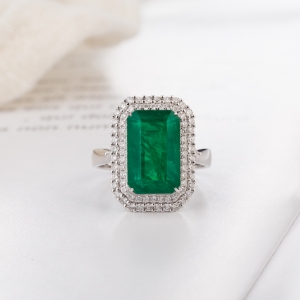 18K深绿祖母绿方形戒指