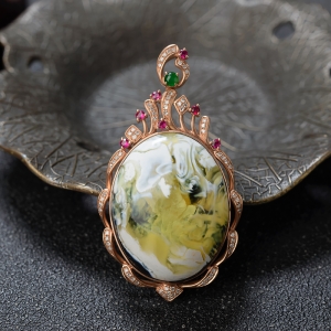 18K白花蜜蜡吊坠