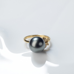 18K海水黑色珍珠戒指