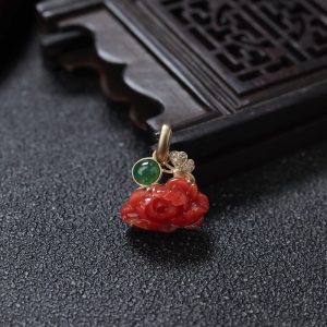 18K阿卡珊瑚牡丹花吊坠