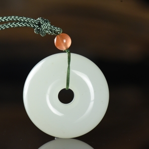 山料和田羊脂白玉平安扣吊坠