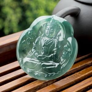 糯冰种蓝绿翡翠度母吊坠