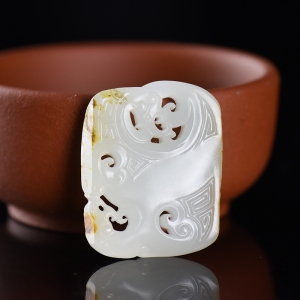 籽料和田白玉龙凤牌吊坠