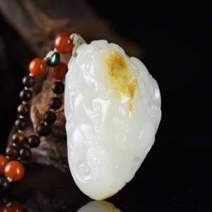 籽料和田白玉貔貅手把件