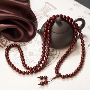 8mm半星鸡血红小叶紫檀108佛珠