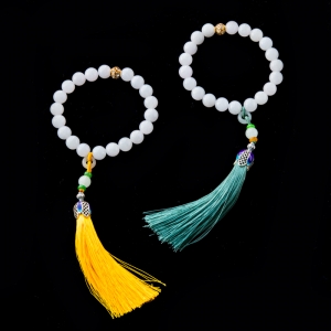 糯冰种翡翠手持（单件）