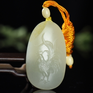 籽料和田白玉金鸡报晓吊坠