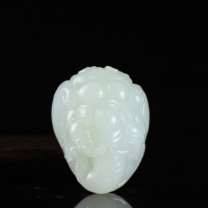 籽料和田白玉吉祥如意吊坠