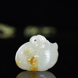 籽料和田白玉鹅如意吊坠