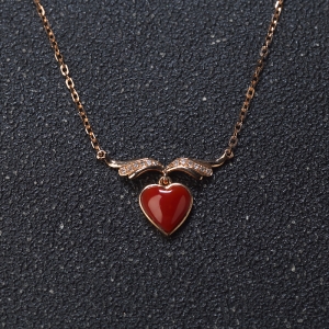 18K阿卡牛血红珊瑚心形项链