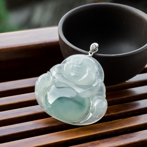 18K糯冰种飘花翡翠弥勒佛吊坠