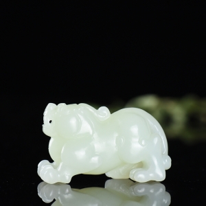 山流水料和田羊脂白玉貔貅手把件