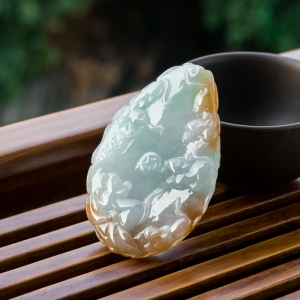 糯冰种飘黄翡翡翠五鼠运财吊坠