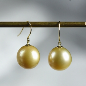 18K海水金色珍珠耳坠