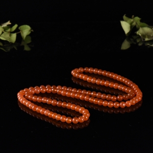 6.5mm冰红南红108佛珠