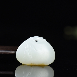 籽料和田白玉节节高平安锁吊坠