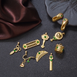 18K冰种翠绿翡翠婚嫁九件套装