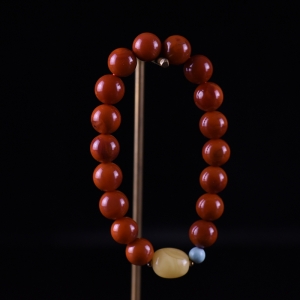 10mm柿子红南红单圈手串