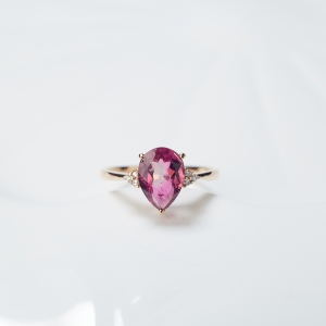 18K玫红碧玺戒指