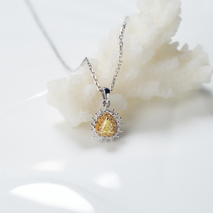 18K黄色钻石吊坠