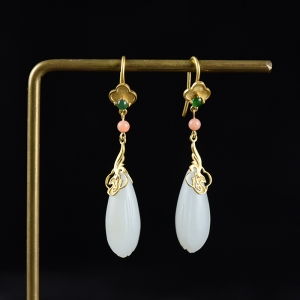 18K籽料和田白玉玉兰花耳坠