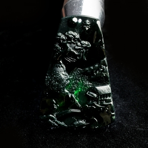 糯冰种墨翠山水意境吊坠