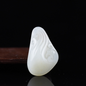 籽料和田白玉凤凰吊坠