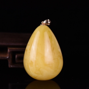 18K金绞蜜蜜蜡水滴吊坠