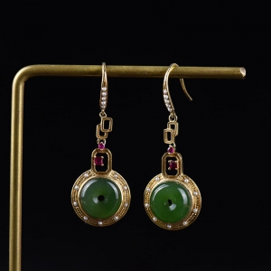 18K山料和田碧玉平安扣耳坠