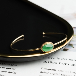 56.5mm18K糯冰种翠绿翡翠手镯