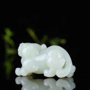 山流水料和田羊脂白玉貔貅手把件