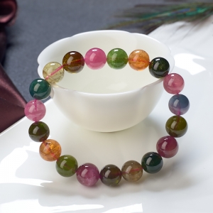10.5mm彩虹碧玺单圈手串
