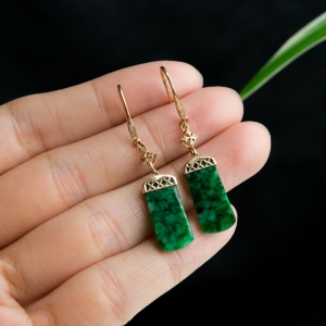 18K花青种翡翠耳坠