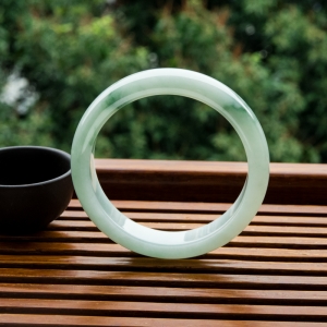 64.5mm糯冰种飘花翡翠平安镯