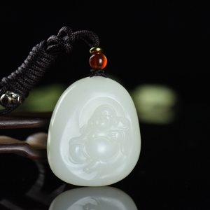 山料和田白玉弥勒佛吊坠